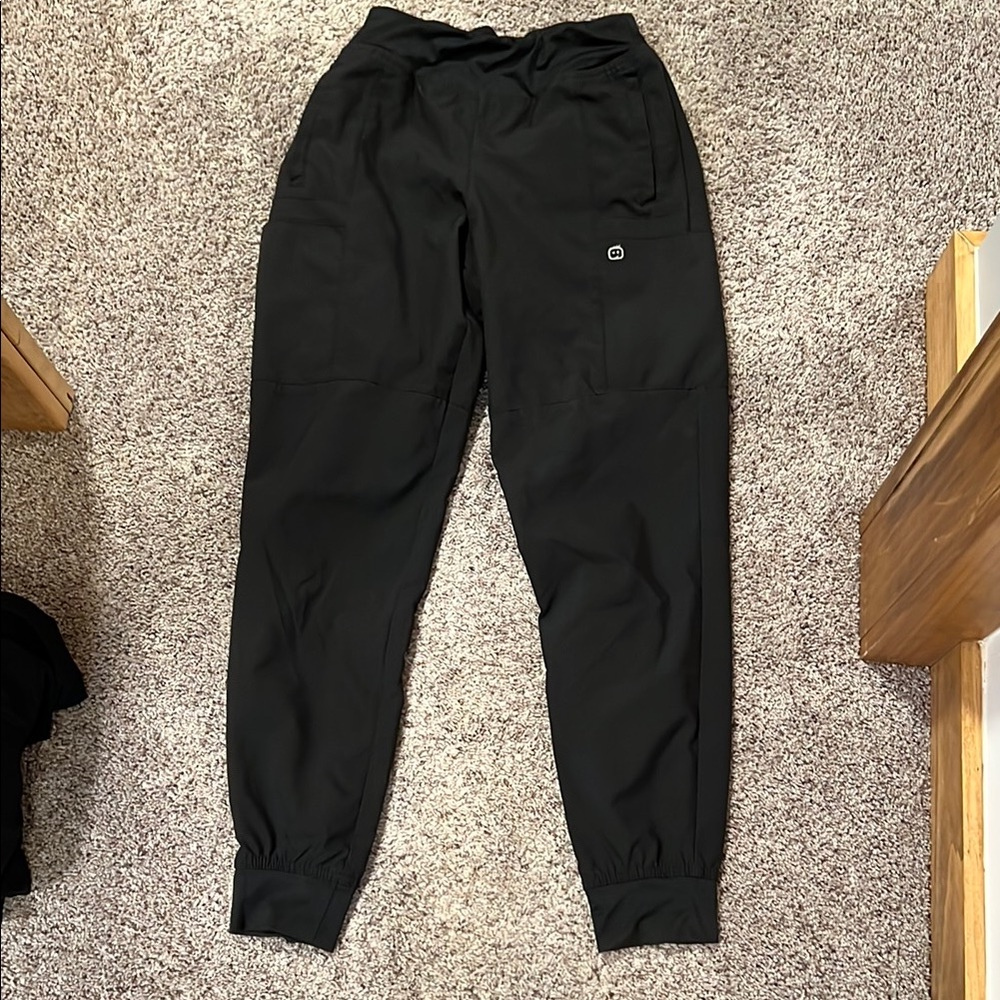 Wonderwink scrub joggers modern fit